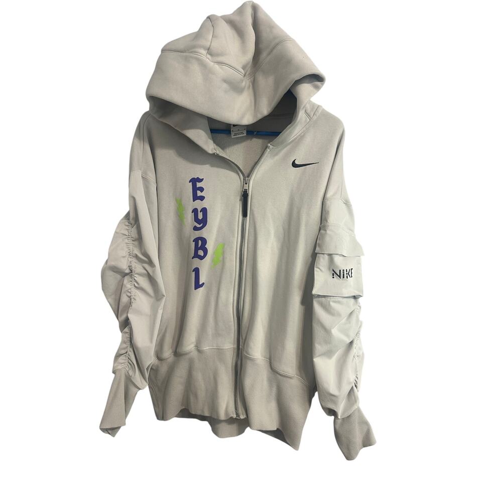Nike EYBL 2023 Born To Be Elite Zip Up Hoodie Jacket Sz M Gray Tiny Dirt Spot
